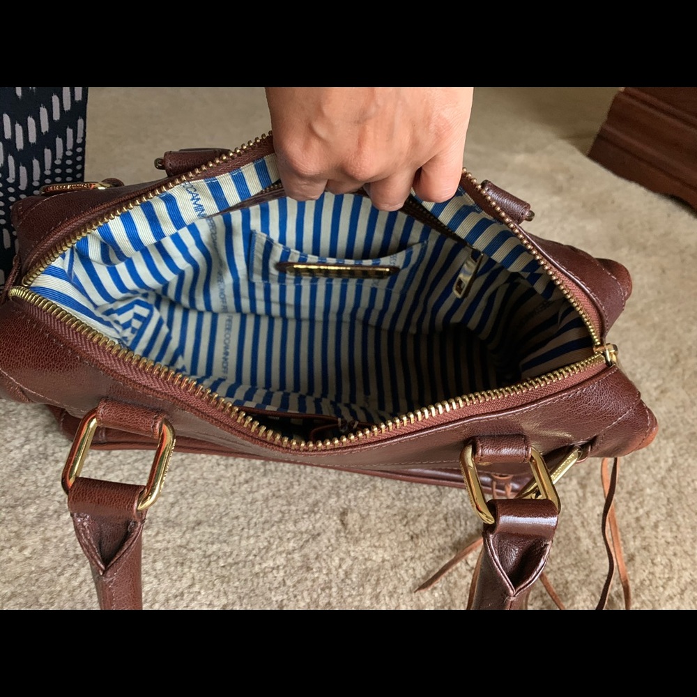 Purse - Picture 3 of 3